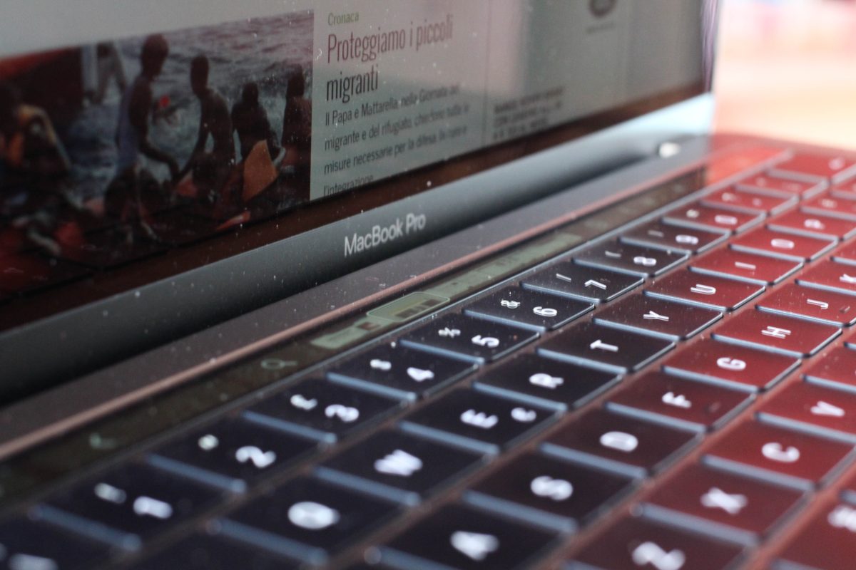 Galleria foto 'Apple MacBook Pro 13 (con TouchBar), la recensione' - foto 23