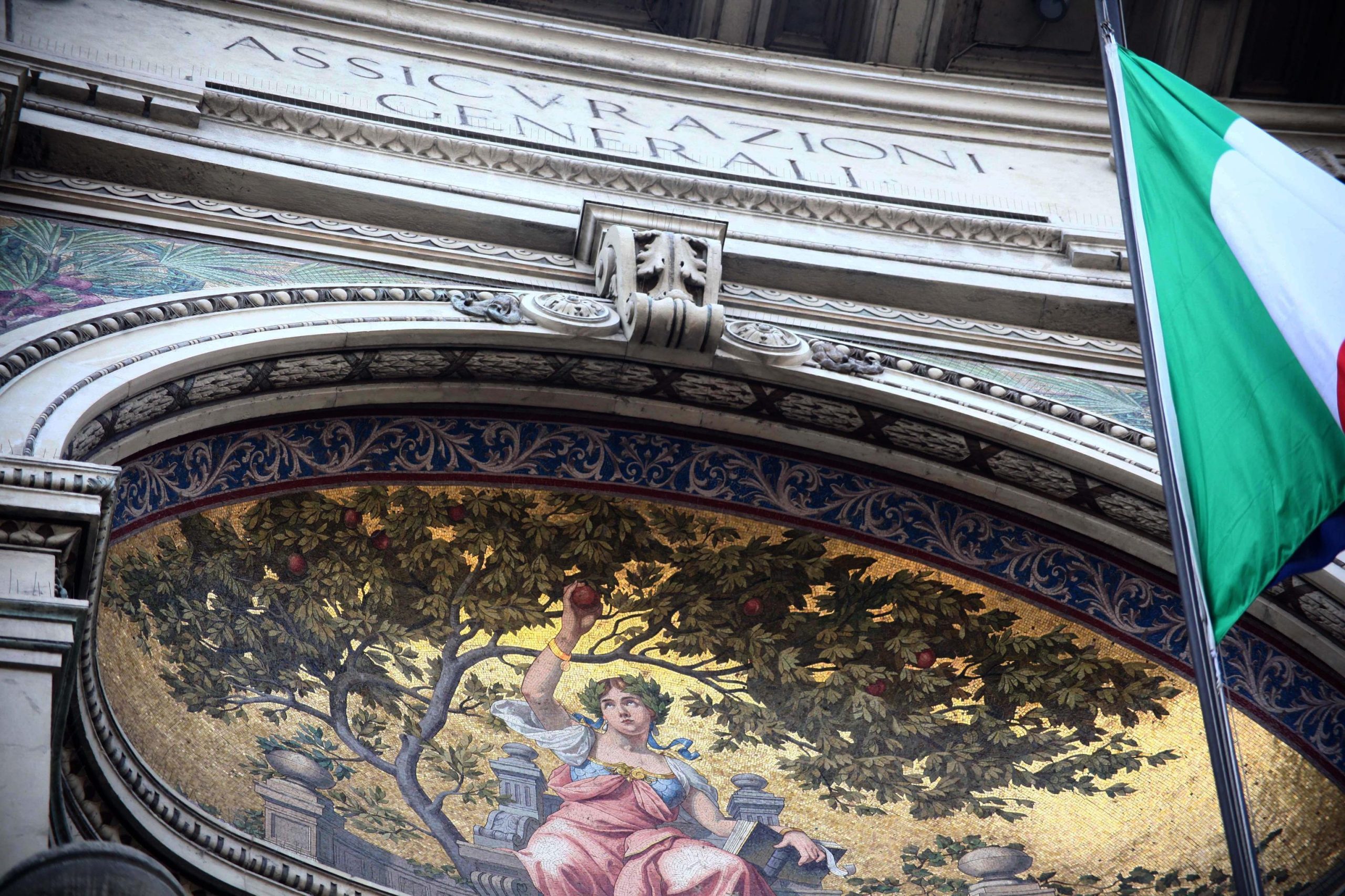 Assicurazioni Generali, perché Intesa vuole comprarle Assicurazioni Generali, perché Intesa vuole comprarle