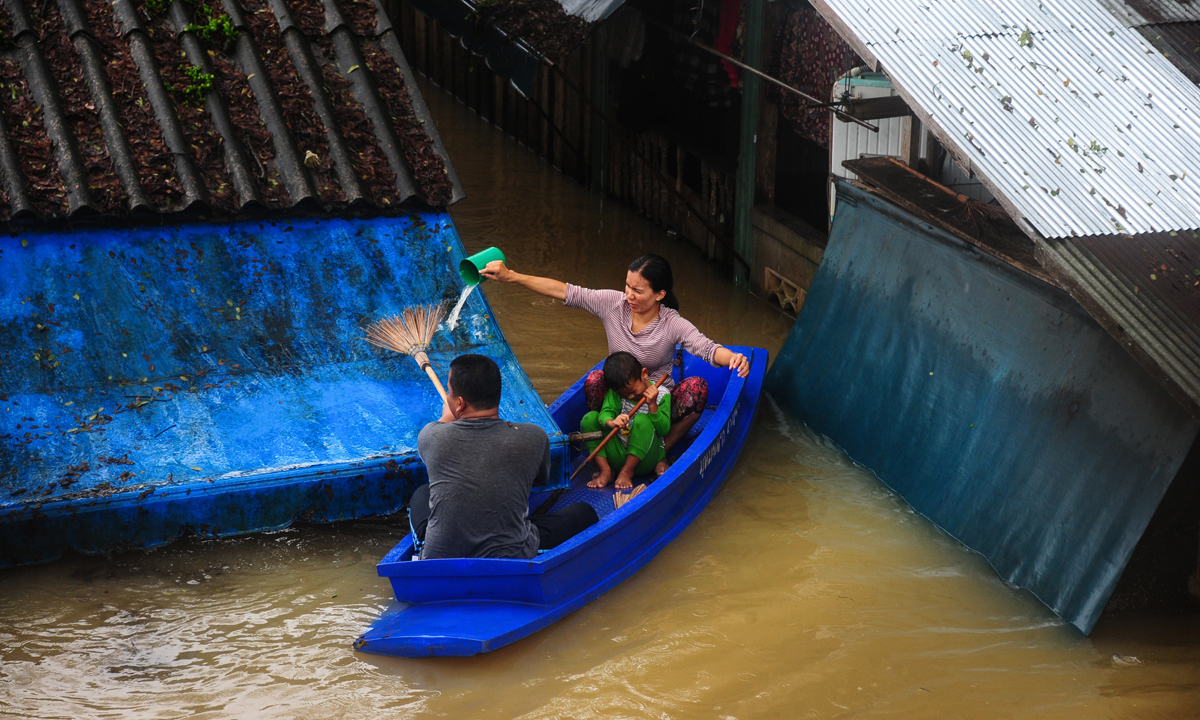Thailandia, un mese di alluvioni – Foto Thailandia, un mese di alluvioni – Foto