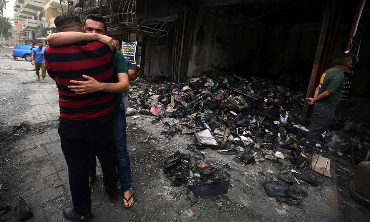 Anarchia a Baghdad, viaggio nella terra di nessuno Anarchia a Baghdad, viaggio nella terra di nessuno