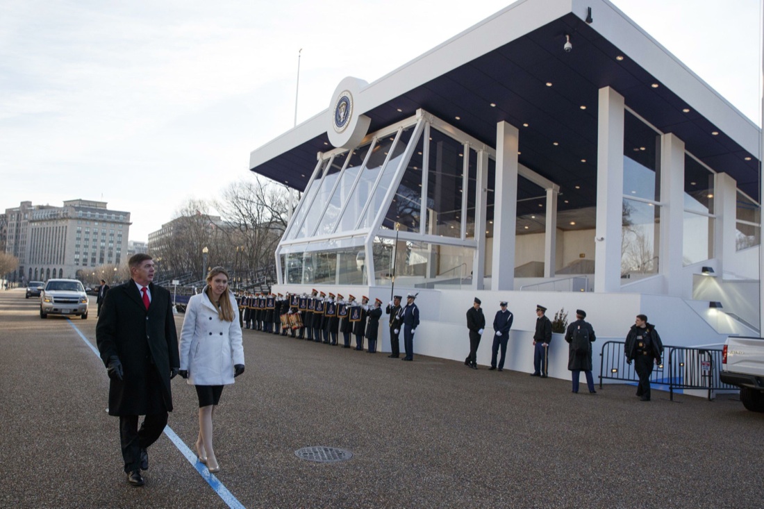 Donald Trump, la cerimonia di insediamento alla Casa Bianca – FOTO e VIDEO