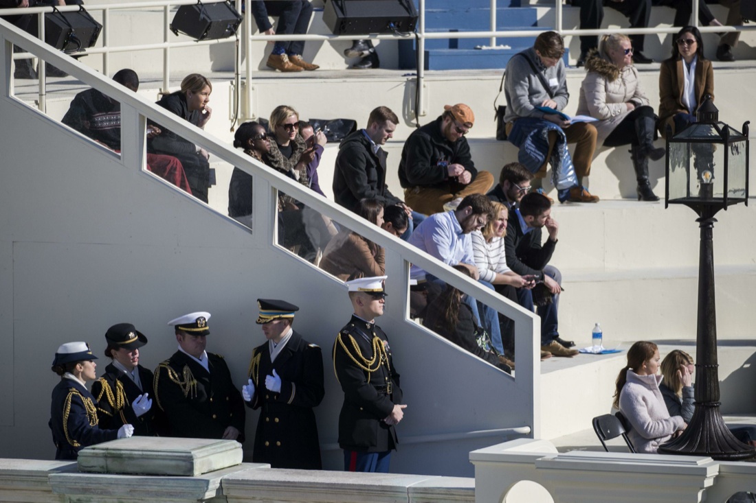 Donald Trump, la cerimonia di insediamento alla Casa Bianca – FOTO e VIDEO