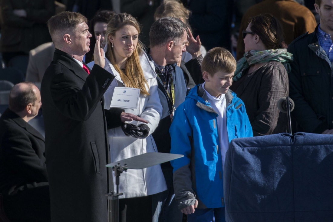 Donald Trump, la cerimonia di insediamento alla Casa Bianca – FOTO e VIDEO