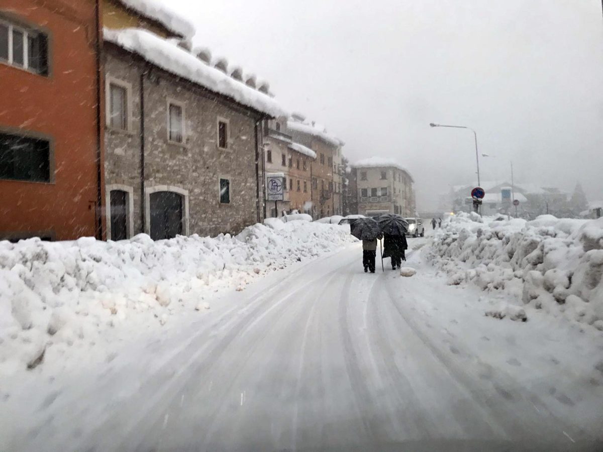 Terremoto e maltempo in Centro Italia: “Dopo la neve, le valli andranno in crisi” Terremoto e maltempo in Centro Italia: “Dopo la neve, le valli andranno in crisi”