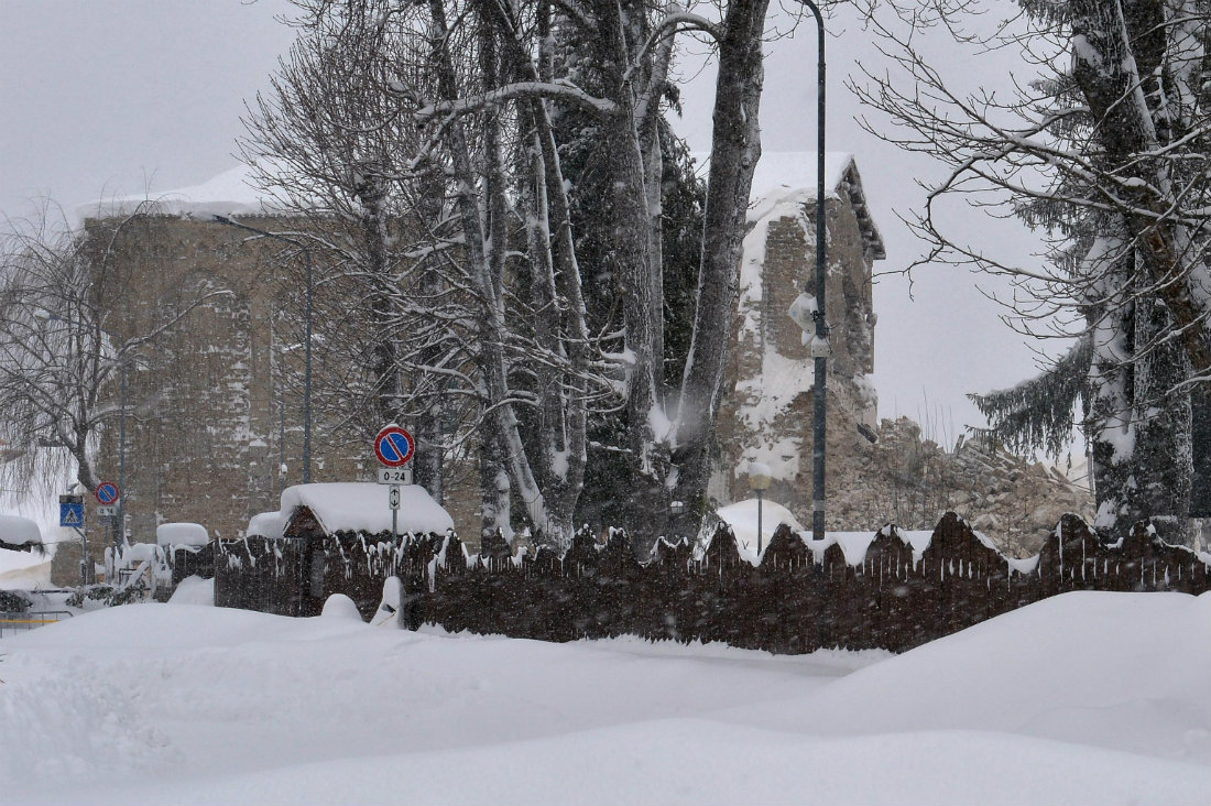 Terremoto e maltempo in Centro Italia: “Dopo la neve, le valli andranno in crisi” Terremoto e maltempo in Centro Italia: “Dopo la neve, le valli andranno in crisi”
