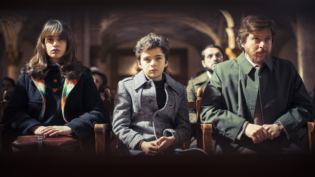 Il Testimone: tornano le inchieste impossibili di Pif, si parte con Roberto Bolle