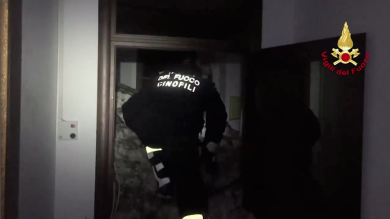 I Vigili del Fuoco dentro l’Hotel Rigopiano | video