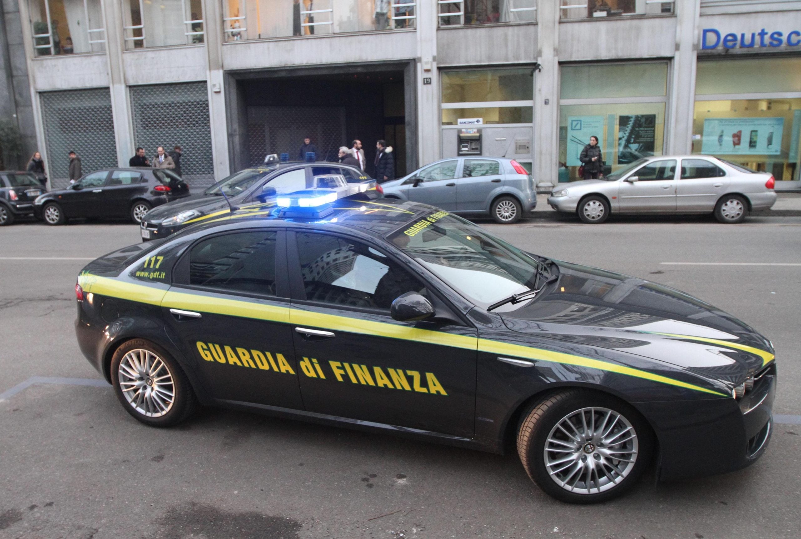 ‘Ndrangheta: chi sono i 35 imprenditori arrestati legati alla cosca Piromalli