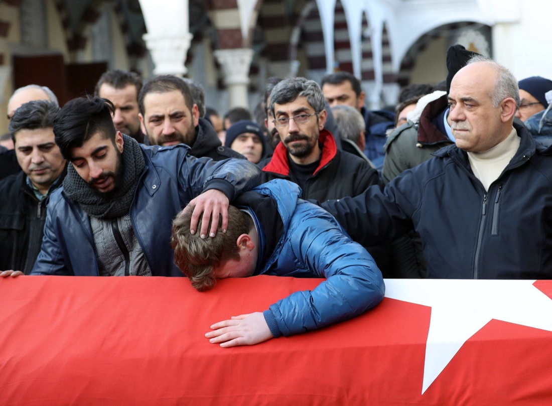 Chi è (e dove è finito) l’attentatore del Reina di Istanbul Chi è (e dove è finito) l’attentatore del Reina di Istanbul