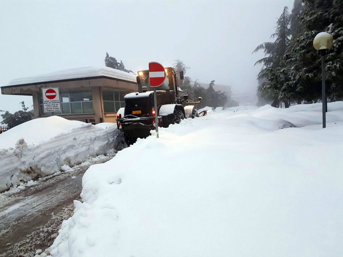 Prosegue il maltempo in Italia, con neve, freddo e forte vento – Foto e Video Prosegue il maltempo in Italia, con neve, freddo e forte vento – Foto e Video