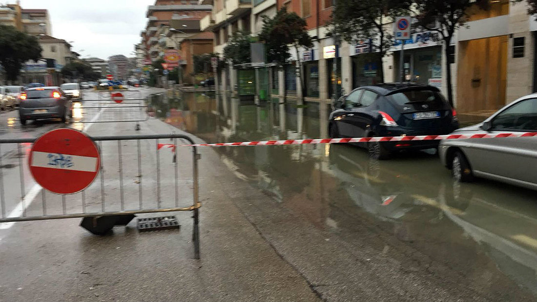 Prosegue il maltempo in Italia, con neve, freddo e forte vento – Foto e Video Prosegue il maltempo in Italia, con neve, freddo e forte vento – Foto e Video