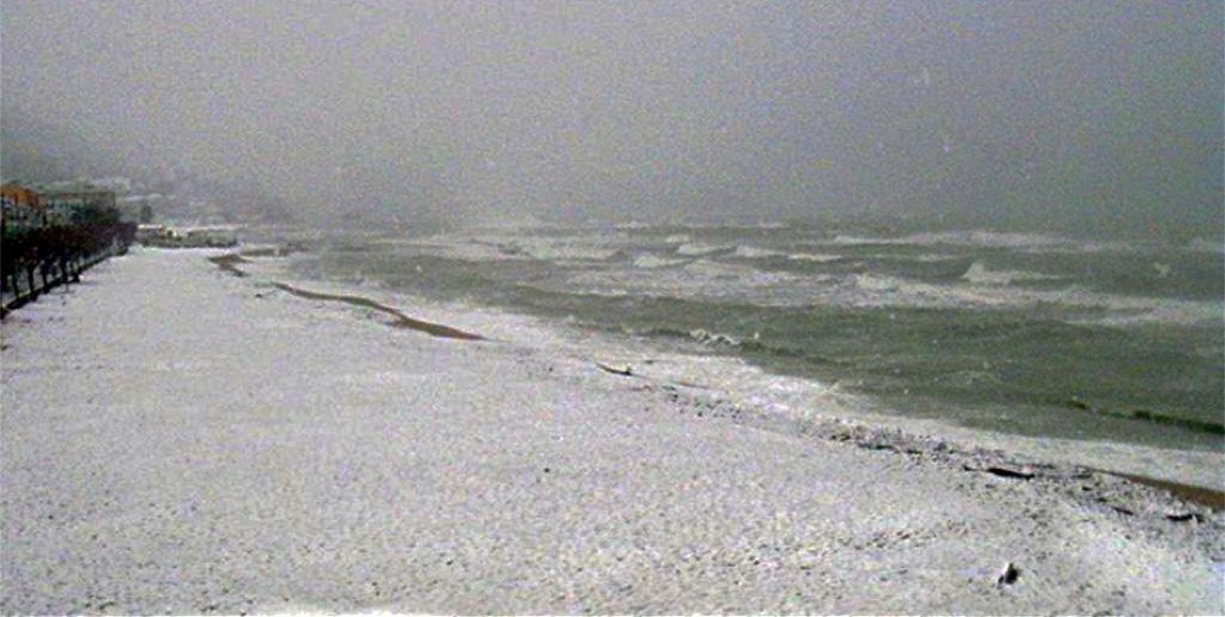 Prosegue il maltempo in Italia, con neve, freddo e forte vento – Foto e Video Prosegue il maltempo in Italia, con neve, freddo e forte vento – Foto e Video