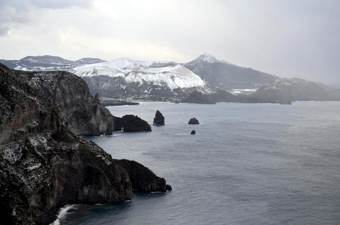 Prosegue il maltempo in Italia, con neve, freddo e forte vento – Foto e Video Prosegue il maltempo in Italia, con neve, freddo e forte vento – Foto e Video