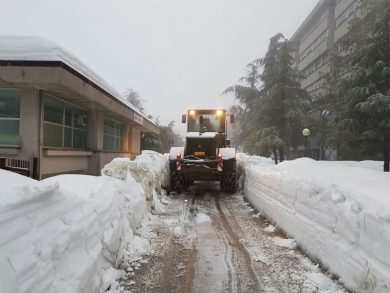 Prosegue il maltempo in Italia, con neve, freddo e forte vento – Foto e Video