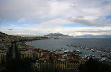 Naples rejoices with Casa Morra