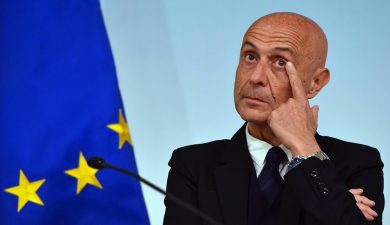 Migranti, il piano del governo: anche i lavori socialmente utili