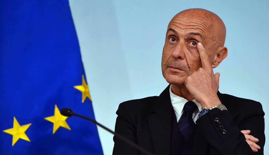 Migranti, il piano del governo: anche i lavori socialmente utili Migranti, il piano del governo: anche i lavori socialmente utili