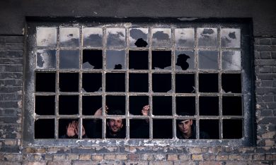 Serbia, migranti nella morsa del gelo – Foto