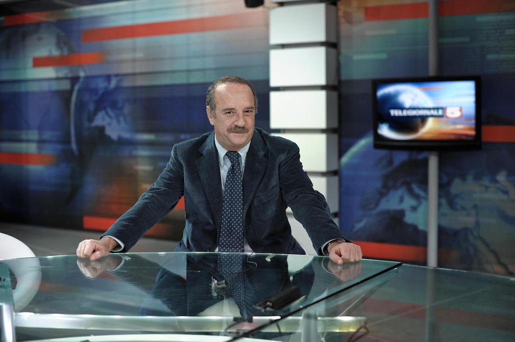 Auguri Tg5: il telegiornale della rete ammiraglia Mediaset compie 25 anni Auguri Tg5: il telegiornale della rete ammiraglia Mediaset compie 25 anni