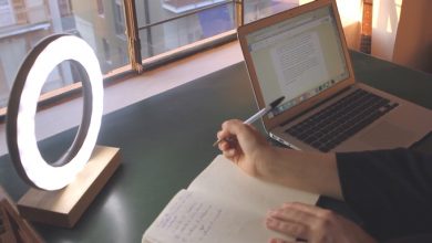 Halos: Italian wit in a lamp