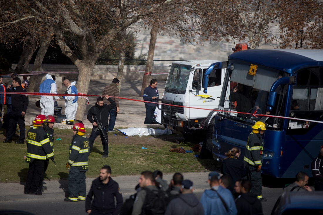 Gerusalemme, Isis dietro l’attacco ai soldati israeliani Gerusalemme, Isis dietro l’attacco ai soldati israeliani