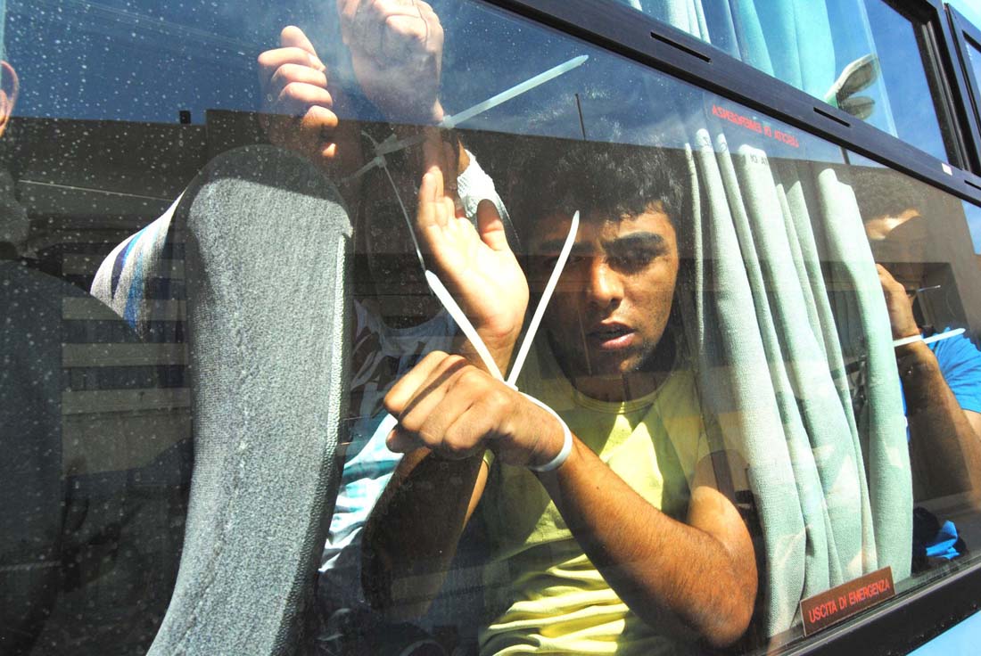 Immigrazione: perché il governo vuole riaprire i Cie