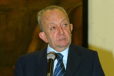 Tullio De Mauro: “La scuola di Renzi è un passo nel vuoto”