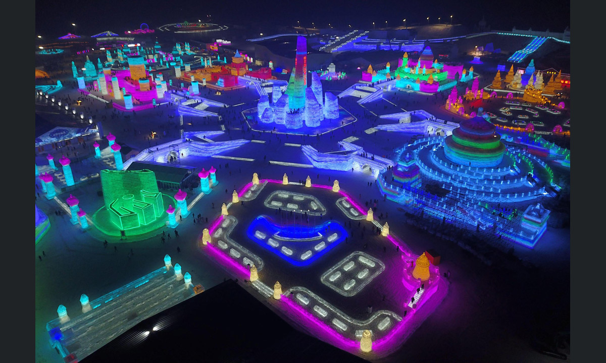 Cina, il festival del ghiaccio e della neve di Harbin Cina, il festival del ghiaccio e della neve di Harbin