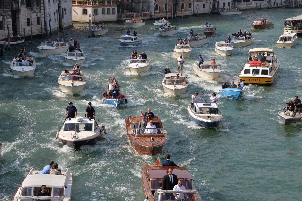 Galleria foto 'Amal Clooney è incinta di due gemelli?' - foto 2