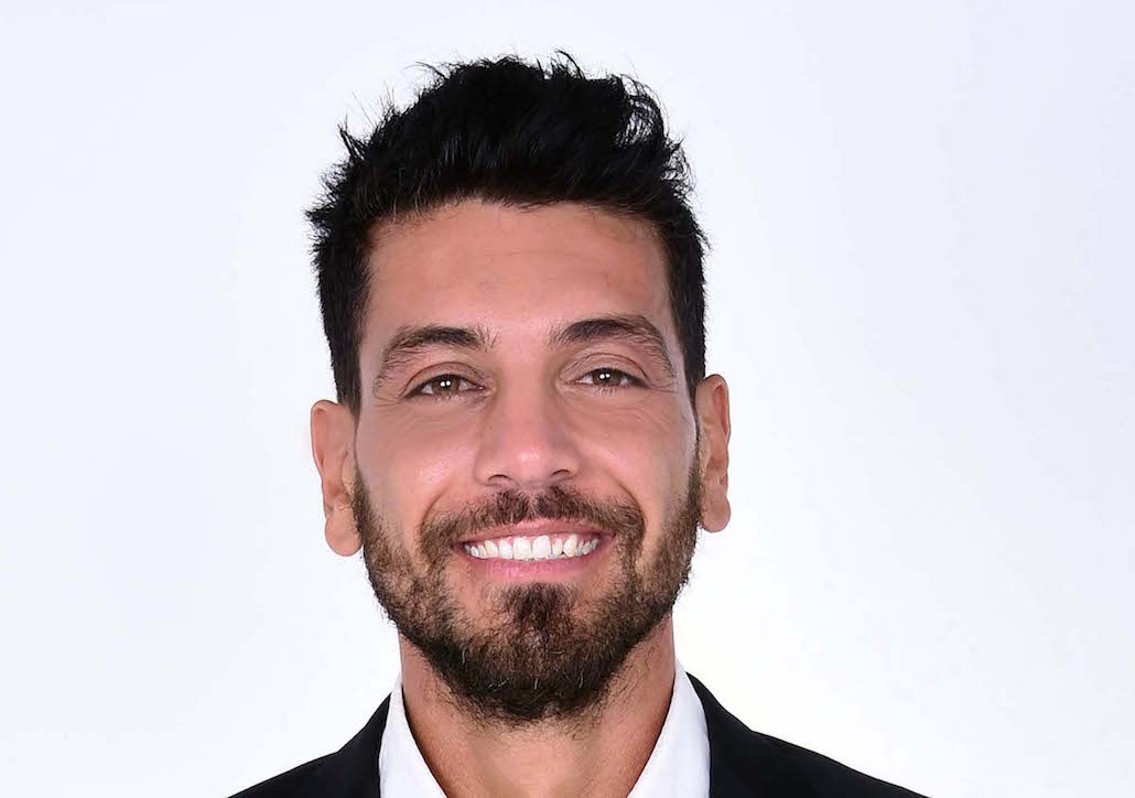 Uomini e Donne: Giorgio visto con una donna “misteriosa”. Lascerà il programma? Uomini e Donne: Giorgio visto con una donna “misteriosa”. Lascerà il programma?