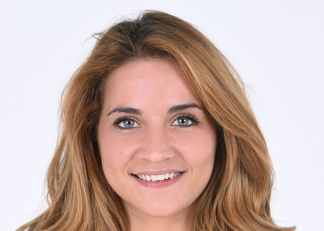 Uomini e Donne: Giorgio visto con una donna “misteriosa”. Lascerà il programma? Uomini e Donne: Giorgio visto con una donna “misteriosa”. Lascerà il programma?