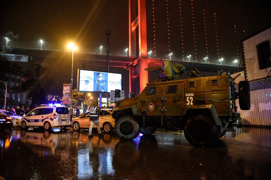 Istanbul, attentato al night club: ISIS rivendica – FOTO e VIDEO