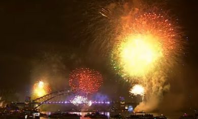Capodanno, i fuochi d’artificio di Sydney