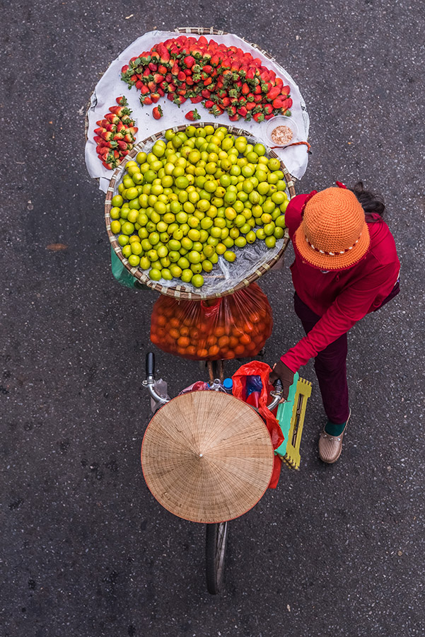 Hanoi, i venditori di strada visti dall’alto