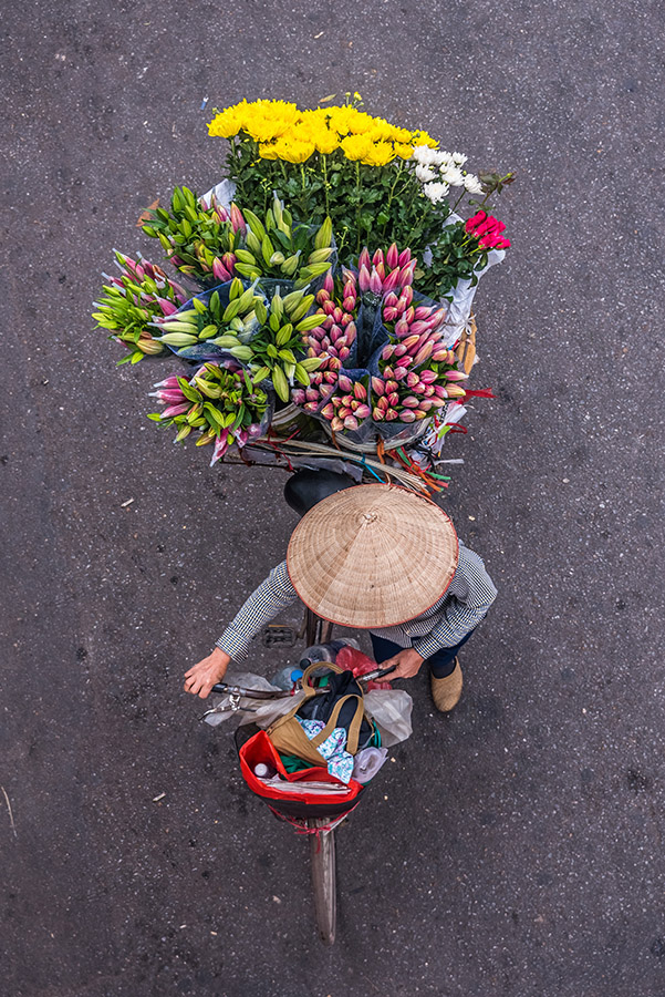 Hanoi, i venditori di strada visti dall’alto
