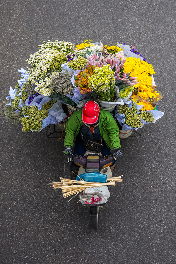Hanoi, i venditori di strada visti dall’alto