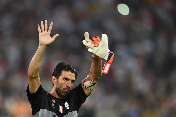 Pallone d’oro azzurro 2016: vince Gianluigi Buffon Pallone d’oro azzurro 2016: vince Gianluigi Buffon