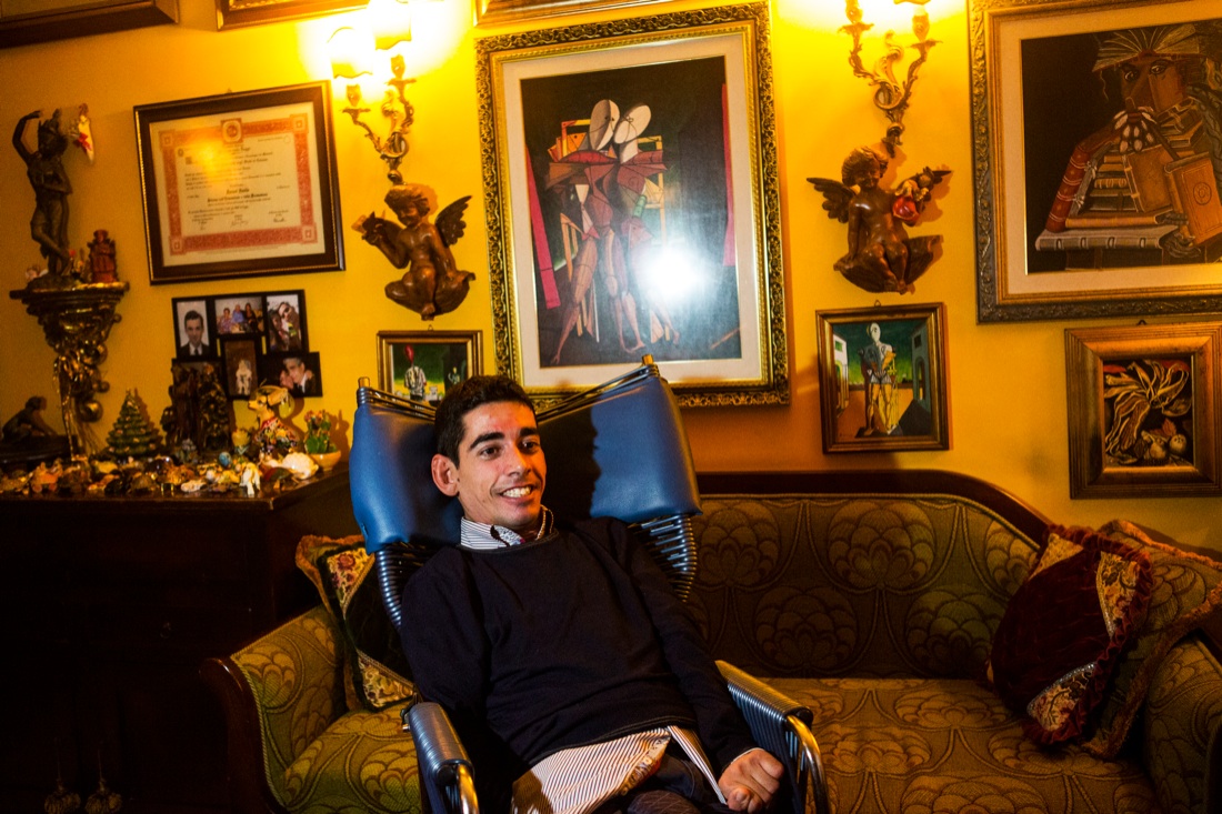 Invasioni, lo spettacolo dedicato a Mustafa Sabbagh conquista Palermo