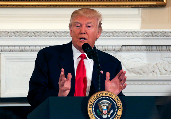 Trump sempre più “uomo d’azione”: aumento delle spese militari e bando bis Trump sempre più “uomo d’azione”: aumento delle spese militari e bando bis