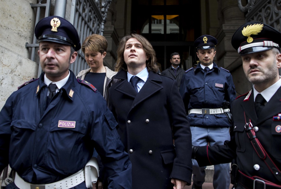 Parla la zia di Sollecito: “Attento, i giudici cercheranno di fartela pagare”
