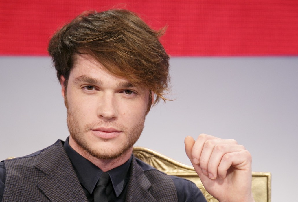 Uomini e Donne: scintille tra Luca e Marco, Soleil contesa dai tronisti Uomini e Donne: scintille tra Luca e Marco, Soleil contesa dai tronisti