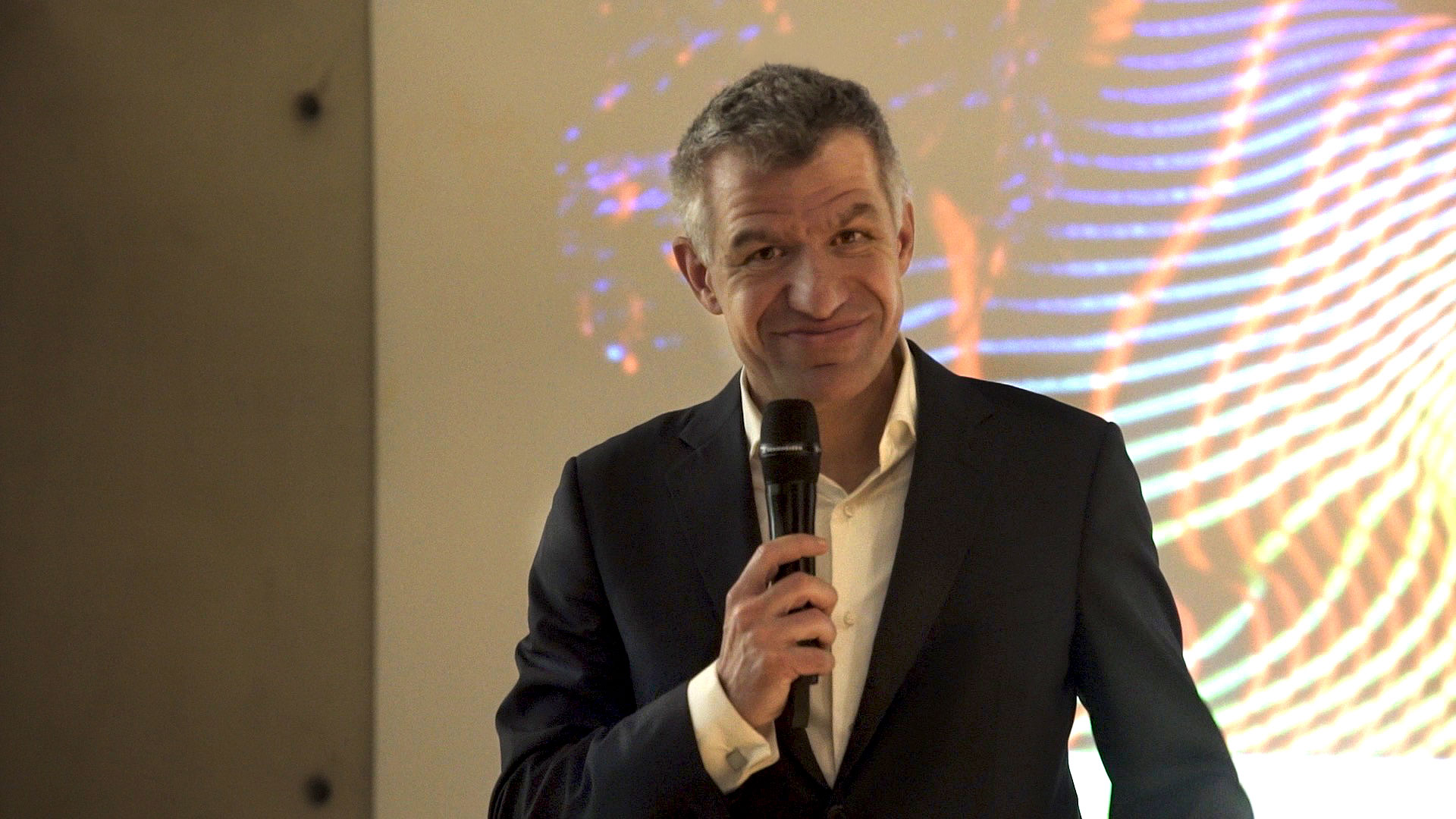 Mondadori punta sul data driven marketing con Inthera