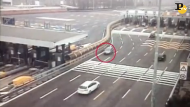 Auto contromano sulla tangenziale di Mestre | video