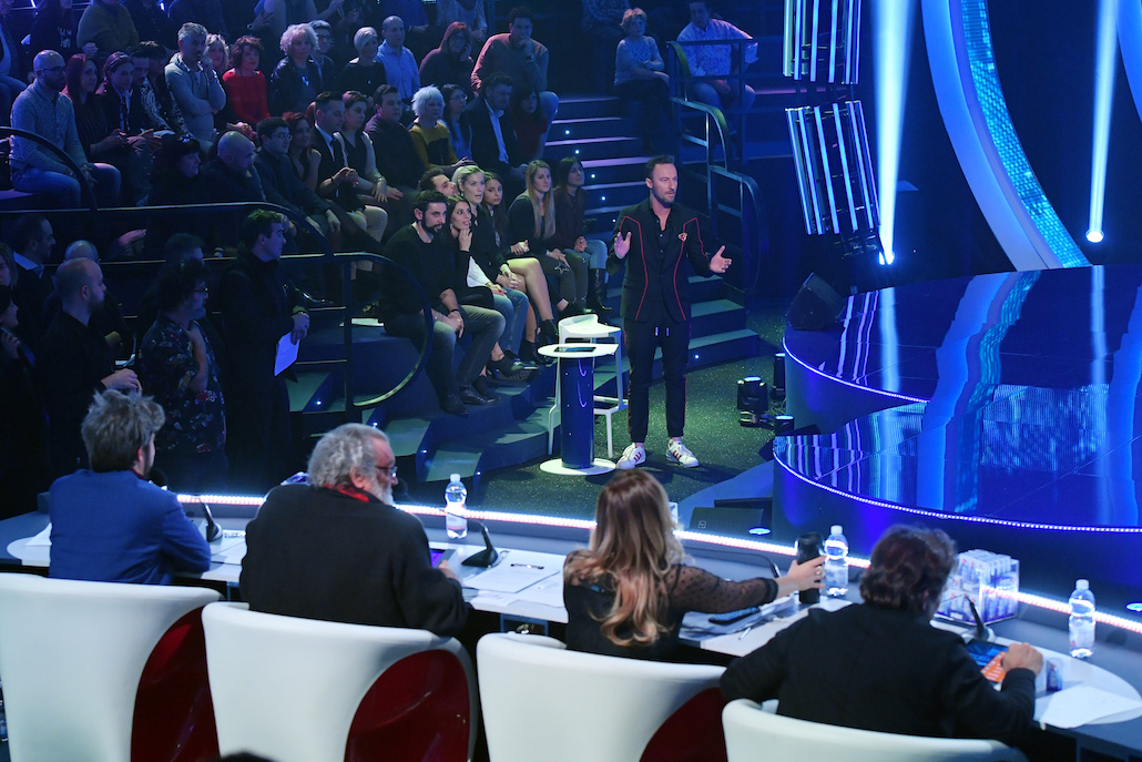 Eccezionale Veramente: al via la seconda edizione, conduce Francesco Facchinetti Eccezionale Veramente: al via la seconda edizione, conduce Francesco Facchinetti