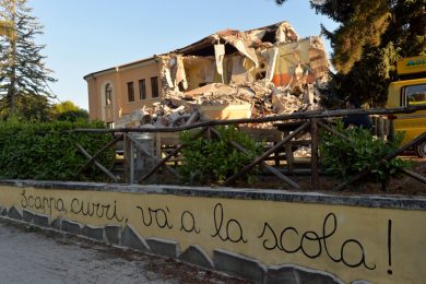 Terremoto, Save the Children: “Cento scuole sono ancora inagibili”