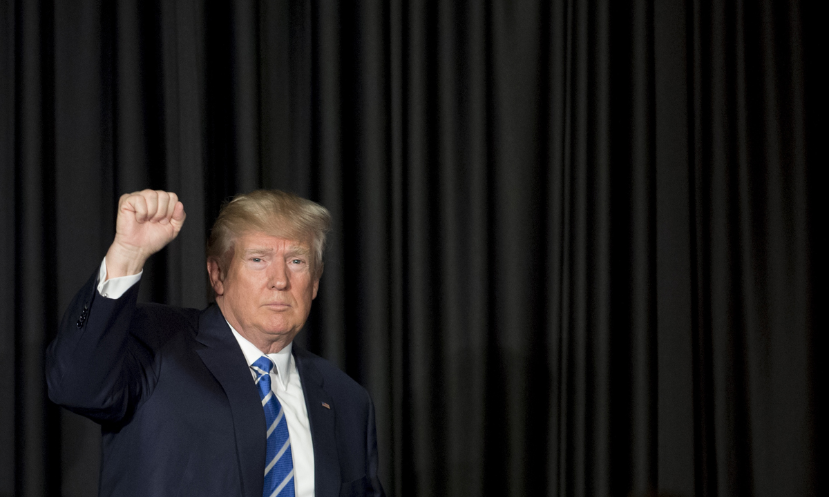 Trump: il provvedimento contro la comunità Lgtb Trump: il provvedimento contro la comunità Lgtb