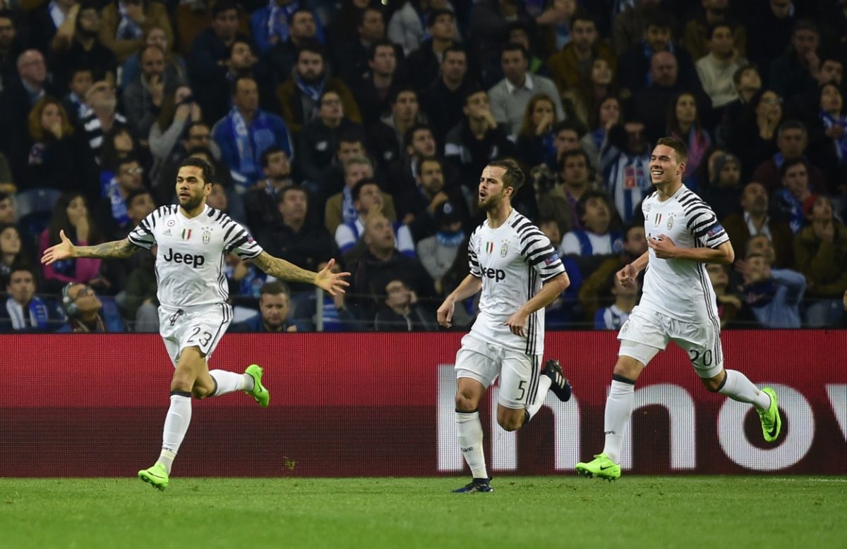 Galleria foto 'Porto – Juventus 0-2, Pjaca e Dani Alves ipotecano i quarti di finale' - foto 6