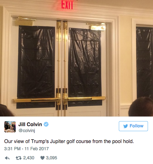 Donald Trump è accusato d’ipocrisia per la sua passione per il golf Donald Trump è accusato d’ipocrisia per la sua passione per il golf