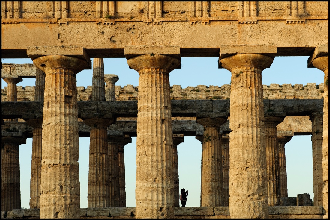 Paestum: la valle dei templi addormentati si è risvegliata – FOTO Paestum: la valle dei templi addormentati si è risvegliata – FOTO