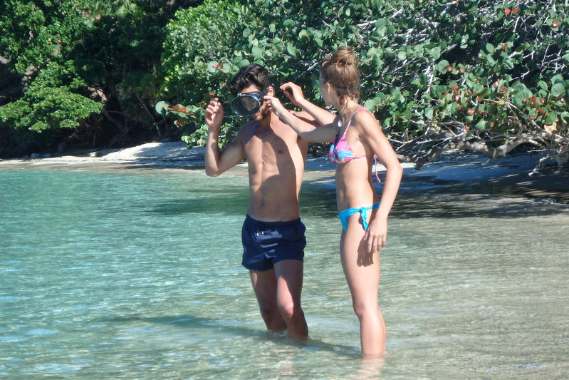 Isola dei Famosi 12: screzi tra i naufraghi, Degan e Urtis a rischio eliminazione Isola dei Famosi 12: screzi tra i naufraghi, Degan e Urtis a rischio eliminazione